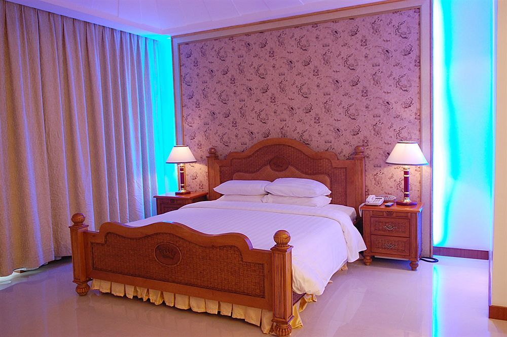 Fort Ilocandia Resort Hotel Laoag Exteriér fotografie